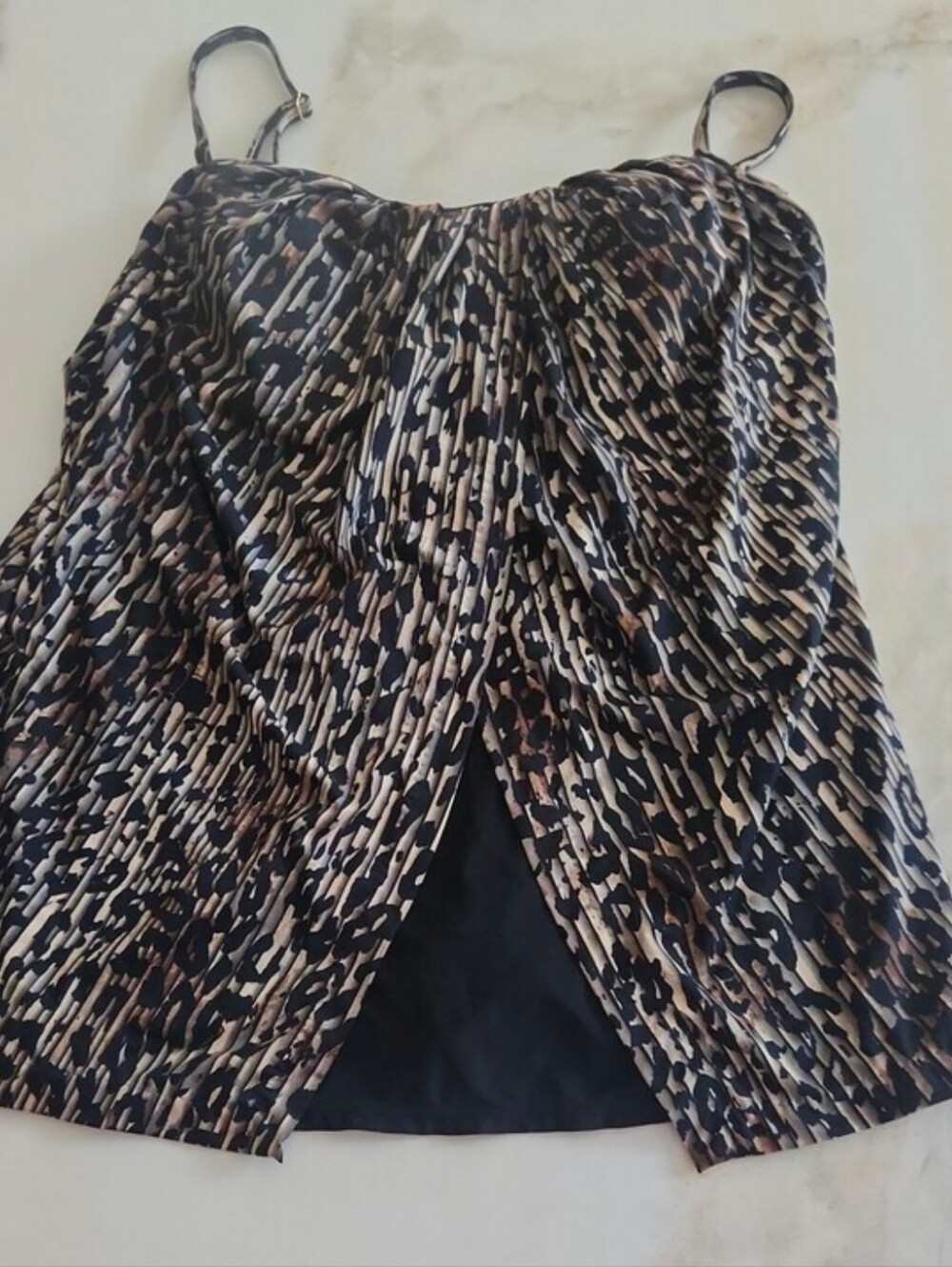 Miraclesuit Animal Print Pleated Tankini Top. 14 & 16 Avail! - Picture 14 of 14